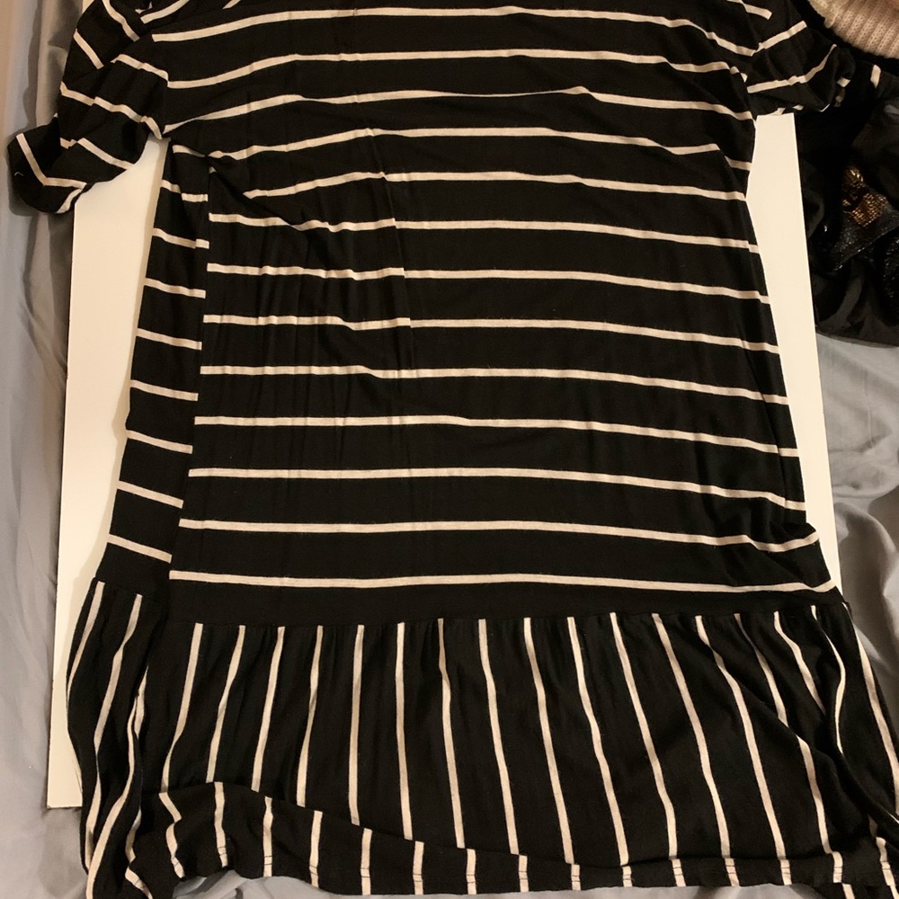 Size 3x tunic and brand new cardigan both for $15